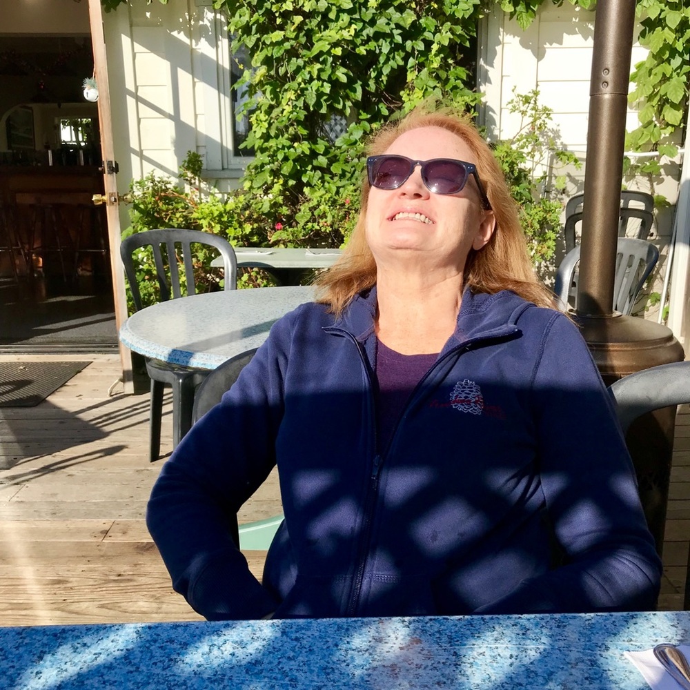 Meet your Posher, Cyndi